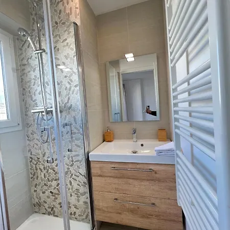 Beautiful 3 Bedrooms In Канны